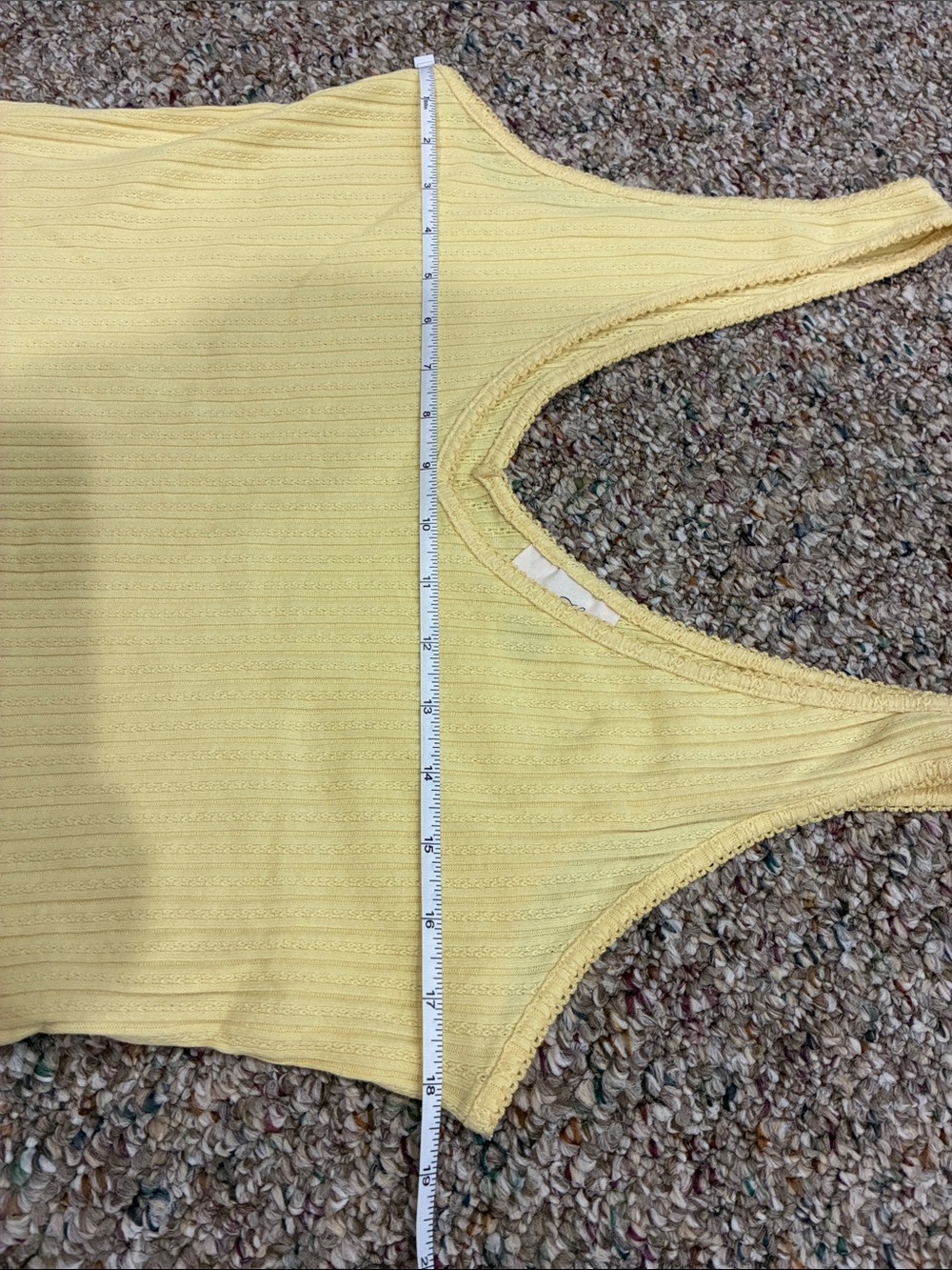 3/$10 Universal Thread Yellow Ribbed V-Neck Tank - Picture 3 of 4